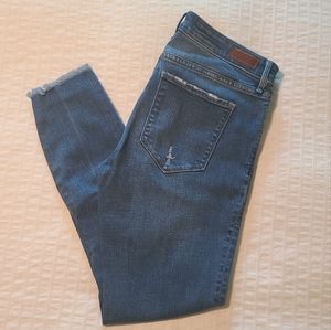 A&F Harper Ankle Jean